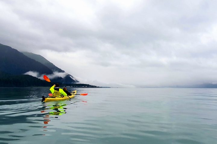 a small boat in a body of water