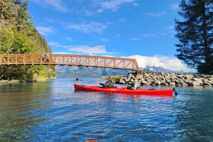 a small boat in a body of water