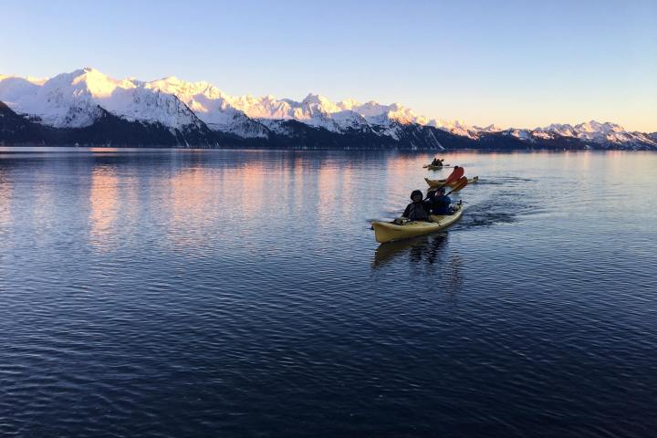 a small boat in a body of water