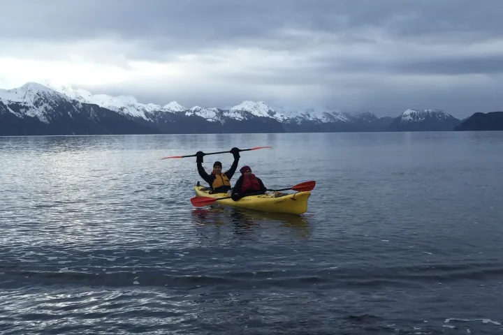 a small boat in a body of water