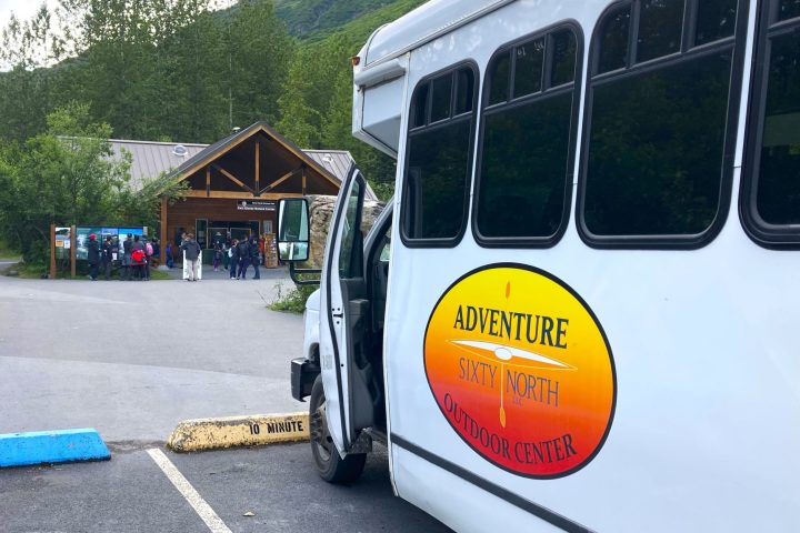 a bus that is sitting on the side of a road