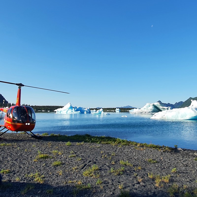 a small boat in a body of water